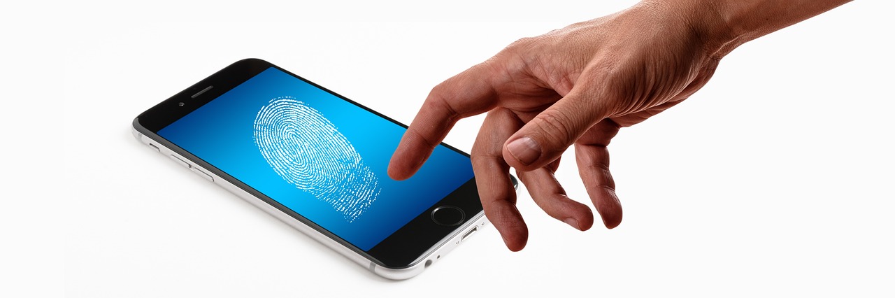 Technologia biometryczna jako element bezpieczeństwa smartfonów